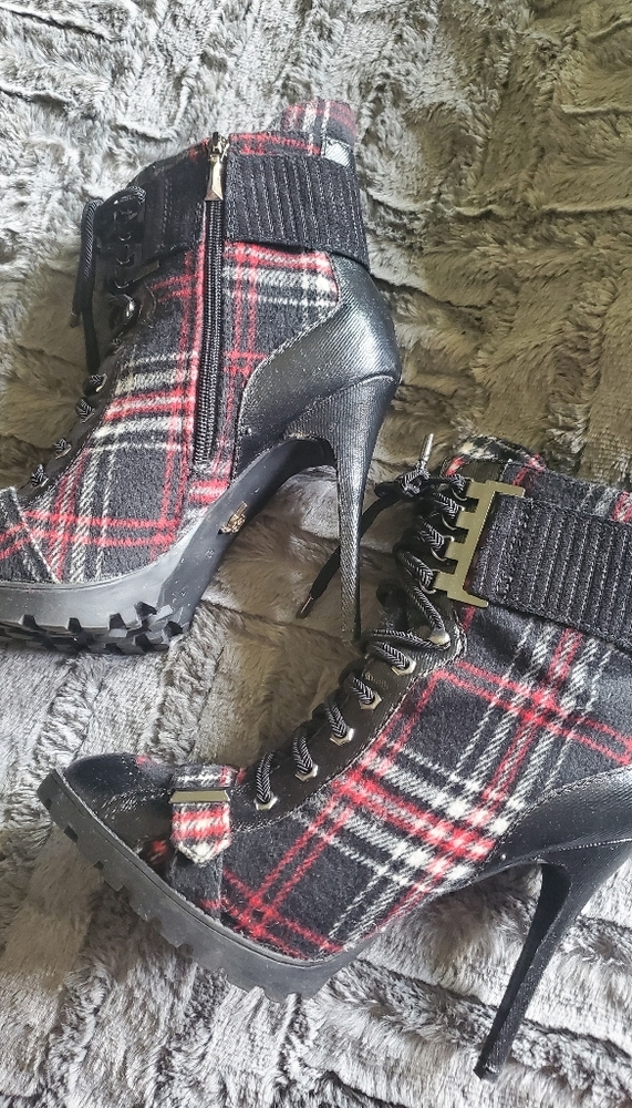 Rachel Roy RFWava boot